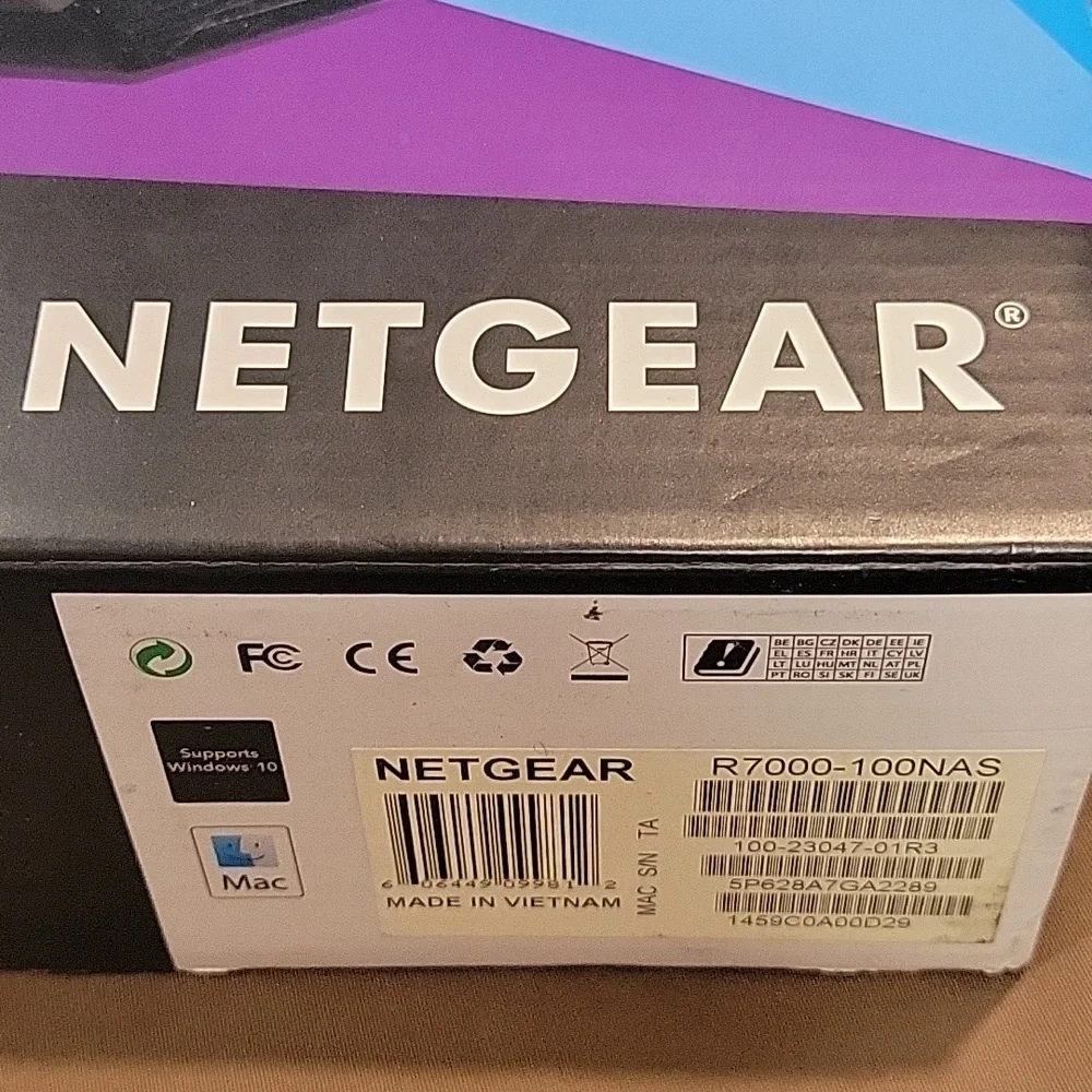 NETGEAR Nighthawk AC1900 Smart Wifi Router - Picture 4 of 4